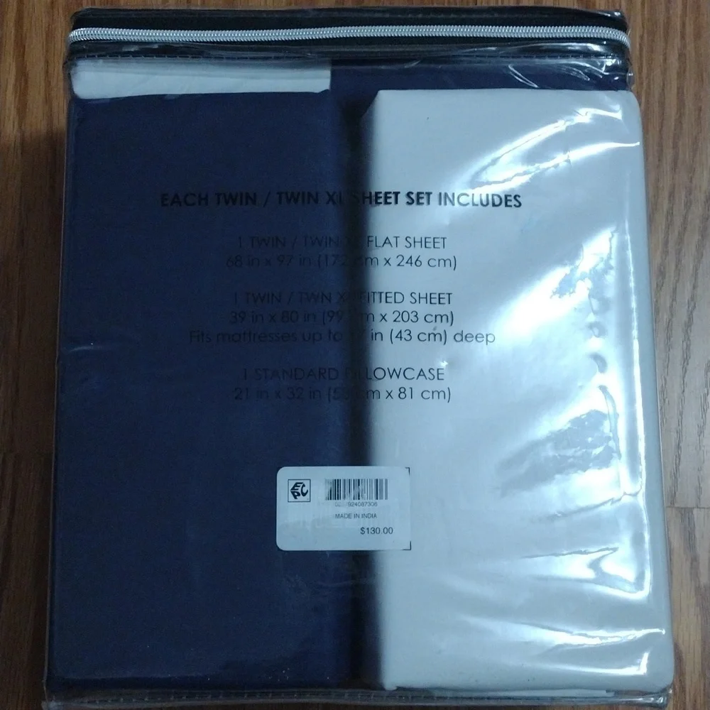 College Dorm Distinct Dorm New 2 Sheet Set for Twin/XL Twin NIP